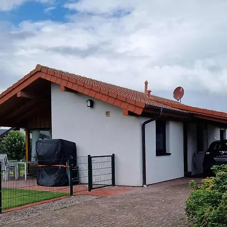 M1 Mit Garten- Terrasse Und Carport By Interhome *