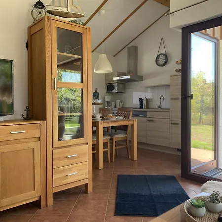 M1 Mit Garten- Terrasse Und Carport By Interhome Ferienhaus